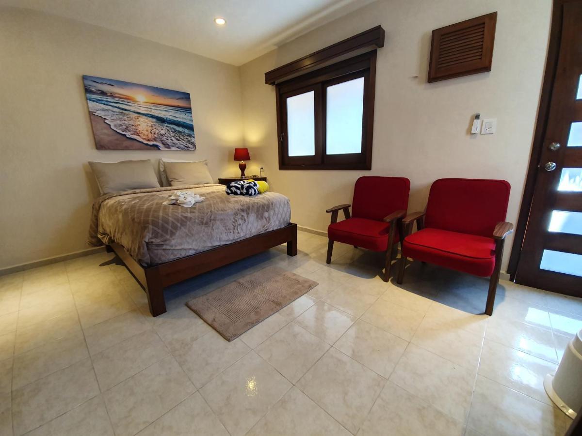 Coralito Malecon Luxury Studio イスラ・ムヘーレス エクステリア 写真